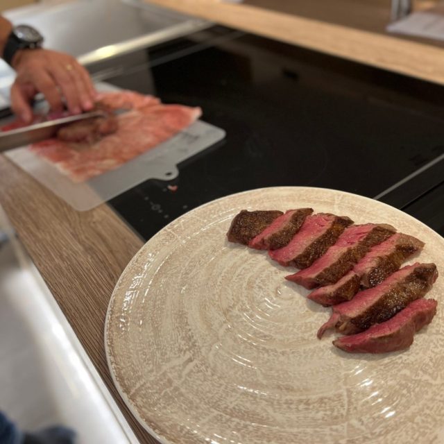 How to cut Kobe Beef