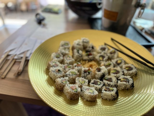 Inside-out Roll Sushi 